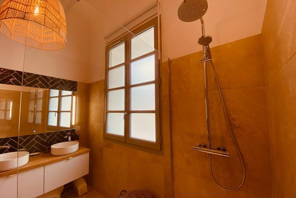 Terra Nostra - Townhouse - Swimming Pool Vila Nîmes Exterior foto